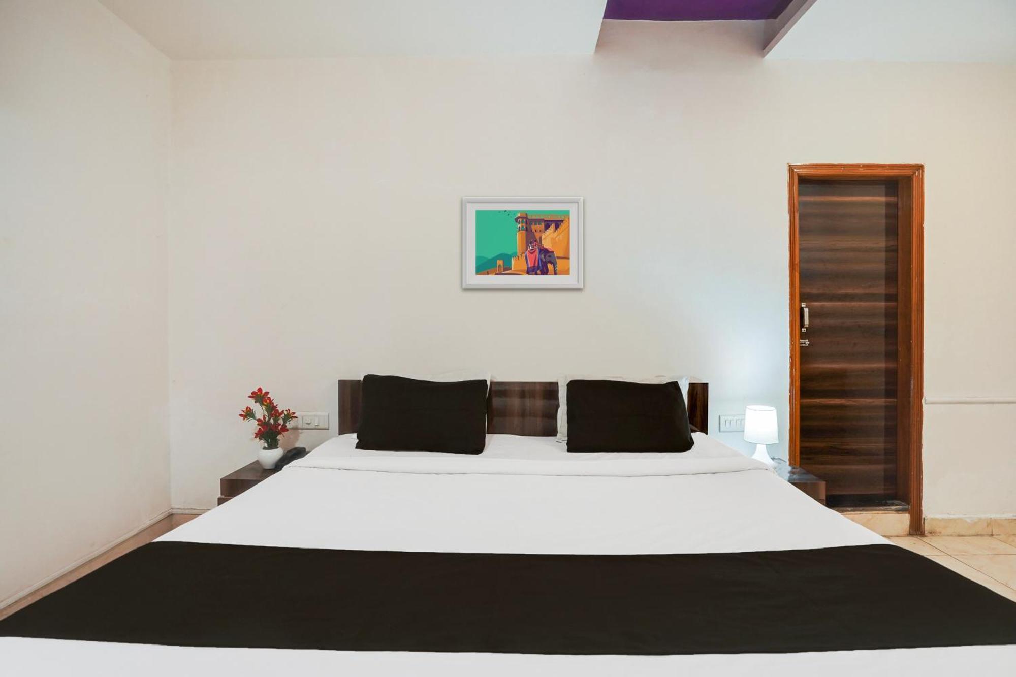 Hotel O Bridge Ahmedabad Ngoại thất bức ảnh