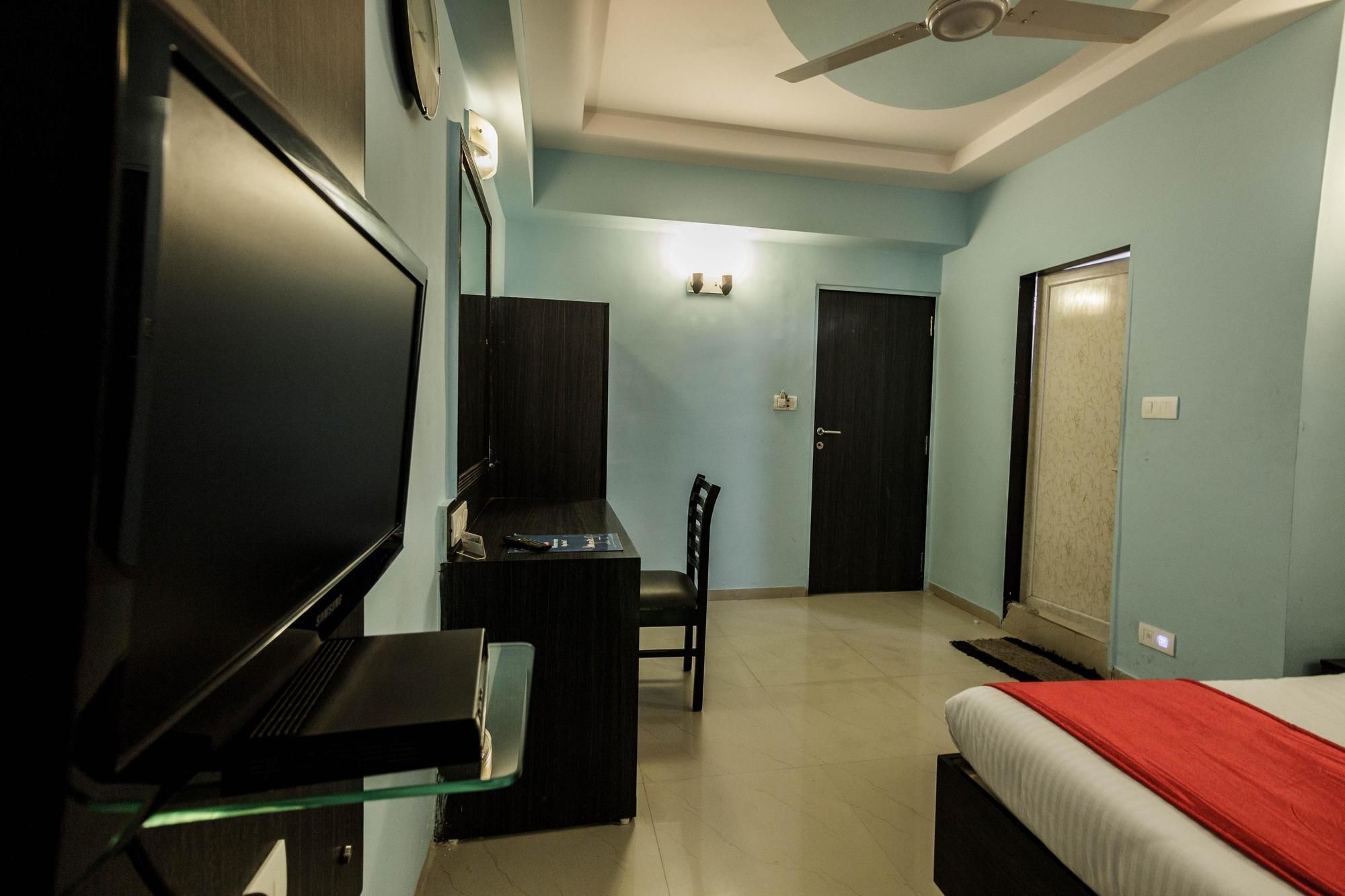 Hotel O Bridge Ahmedabad Ngoại thất bức ảnh